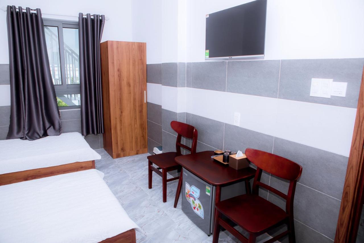 Truong Phuc Vinh Hotel Фантхьет Экстерьер фото