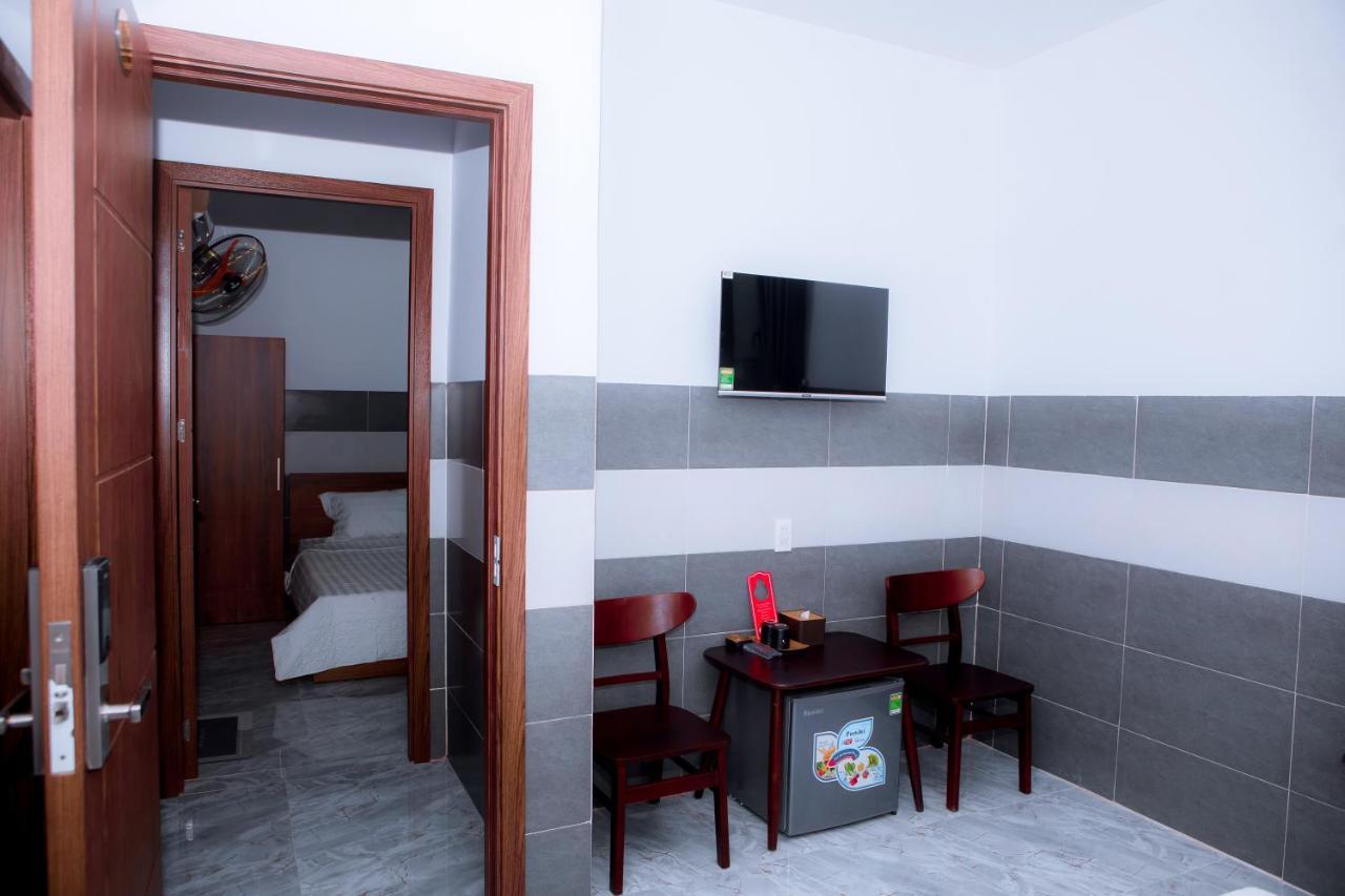 Truong Phuc Vinh Hotel Фантхьет Экстерьер фото