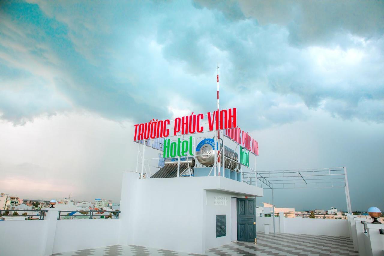 Truong Phuc Vinh Hotel Фантхьет Экстерьер фото